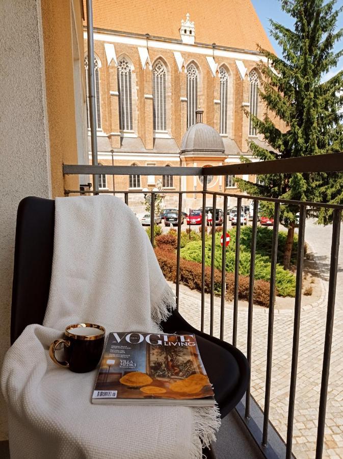 Apartament Home Mi Nysa Zewnętrze zdjęcie
